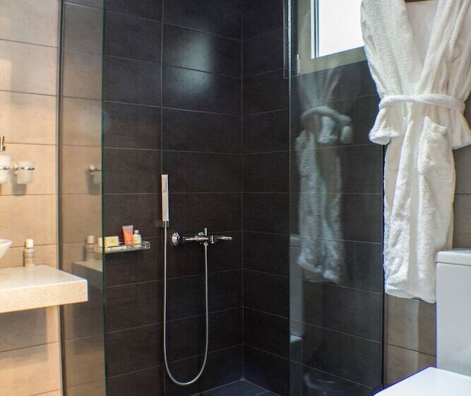 سوییت جونیور با چشم‌انداز دریا, Happy Cretan Suites