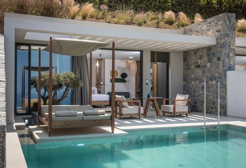 سوییت با چشم‌انداز دریا, Happy Cretan Suites