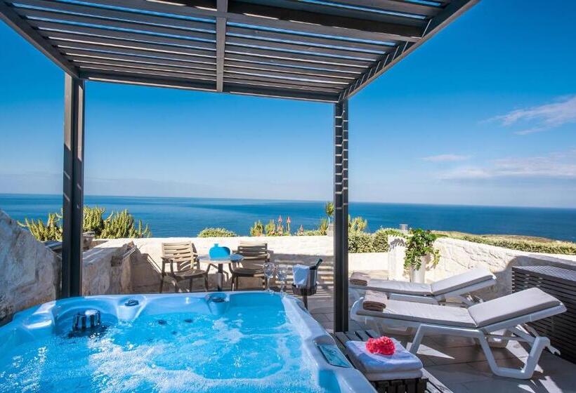 سوئیت با چشم‌انداز دریا و هیدروماساژ, Happy Cretan Suites