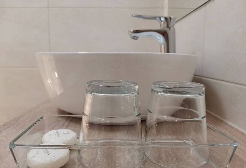 اتاق سوپریور سه تخته, Alfa