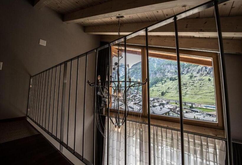 四人标准间, Alpenlodge