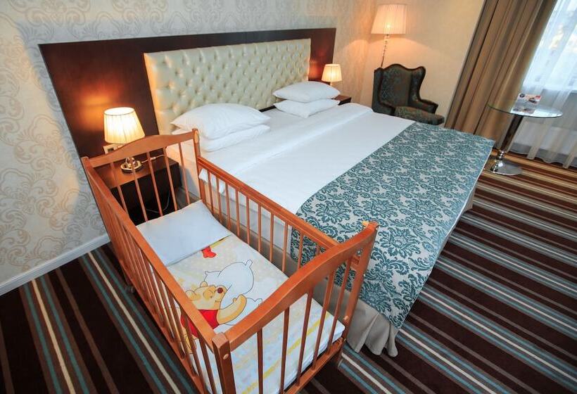 Номер Deluxe, Ramada By Wyndham Kazan City Center