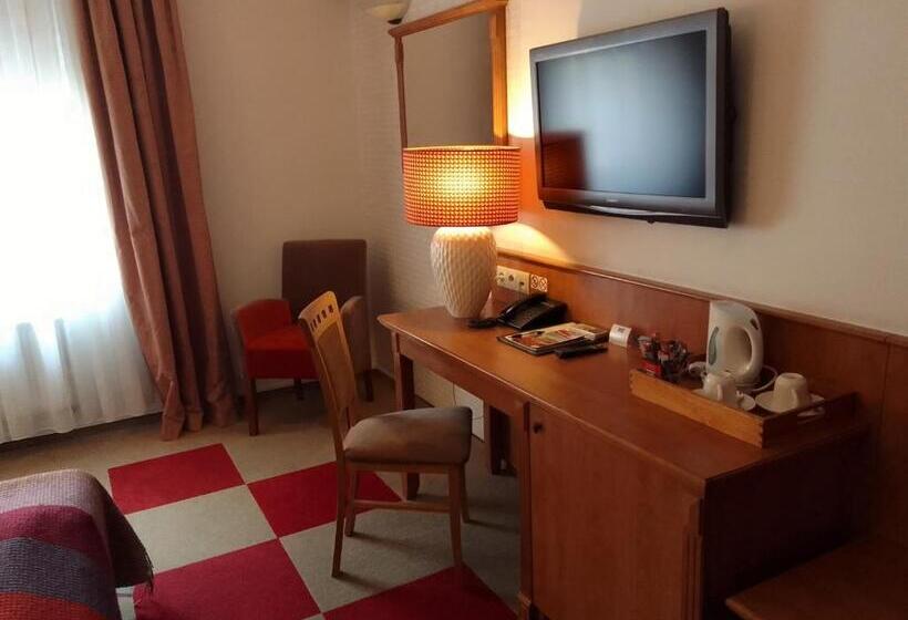 Классический Номер, Stare Miasto Old Town