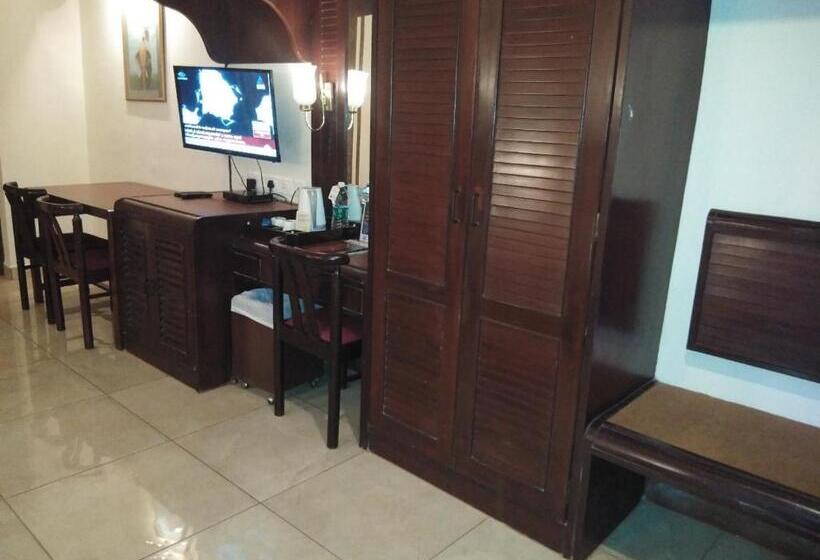 Habitació Deluxe, Yuvarani Residency