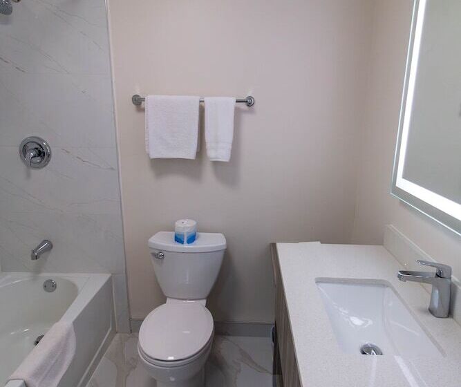 标准间, Borden Inn And Suites