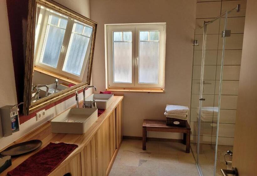 Номер Стандарт Совместная Ванная, In Der Alten Gärtnerei B&b