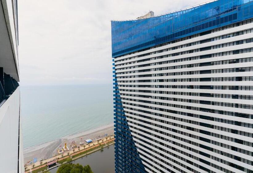 آپارتمان 1 خوابه با چشم‌انداز دریا, Habiby Orbi City Batumi