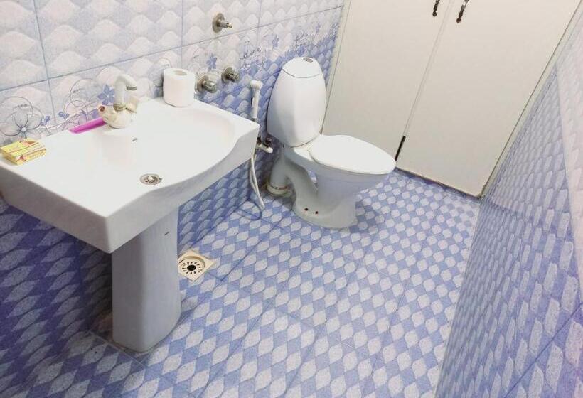 اتاق لوکس, Cosy Inn Guest House