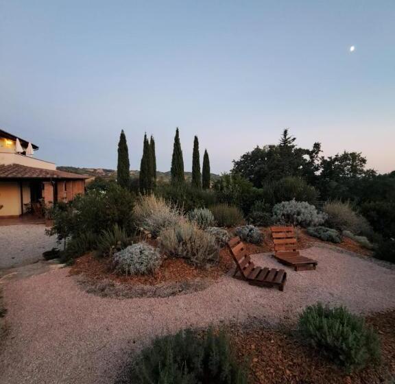 Standardrum, Casale Terre Rosse Garden