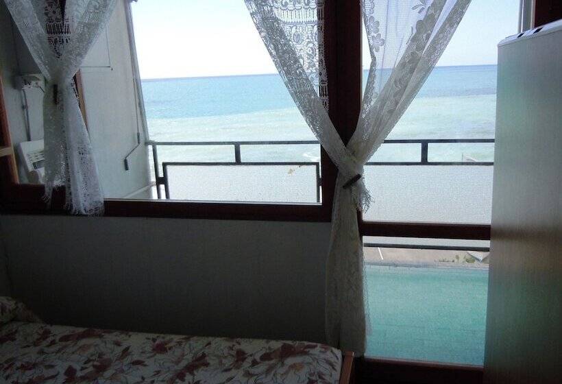 エコノミーシングルルーム, Albergo La Lampara