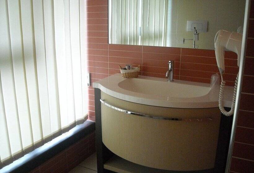 Номер Стандарт, La Piana