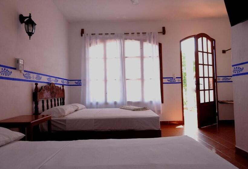 スタンダード４人部屋, Don Luis Hostal   Sucursal Galeana   Tecolutla