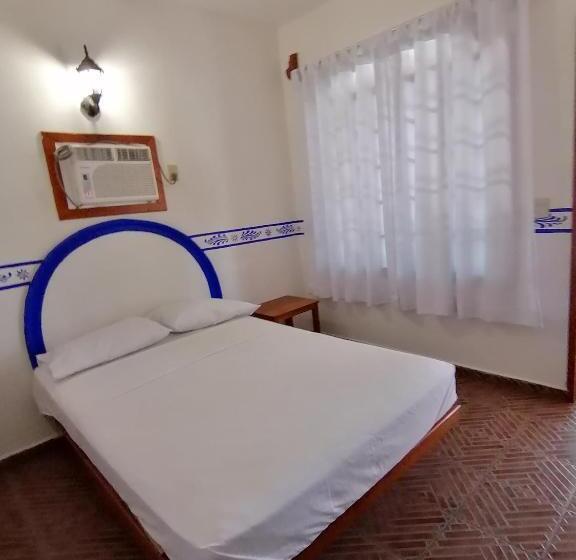 スタンダードルーム, Don Luis Hostal   Sucursal Galeana   Tecolutla