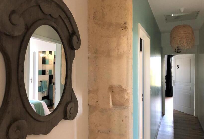 Дом 1 Спальня, Chambres D Hôte & Gîte Château Le Conte   Saint Emilion