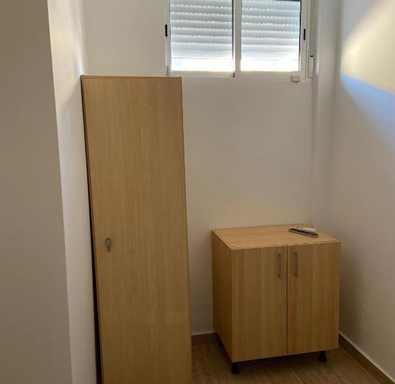 Standard room with outdoor bath, Lf Habitación Familiar Con Balcón Y Baño Privado   No Fumadores   Sin Ascensor