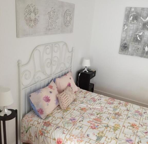 اتاق استاندارد با سرویس بهداشتی مشترک, Casa Physalis