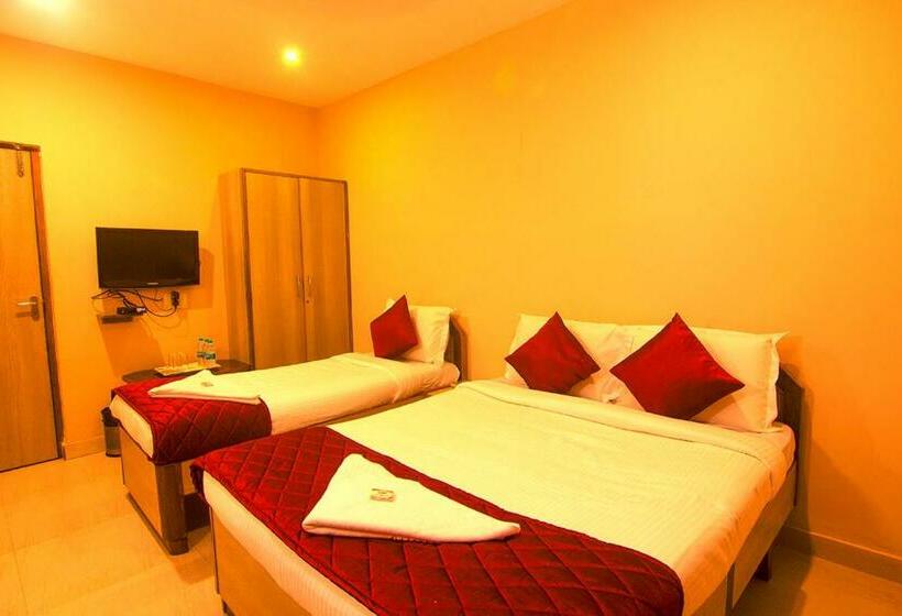 Номер Стандарт Трехместный, Jjs Park Inn