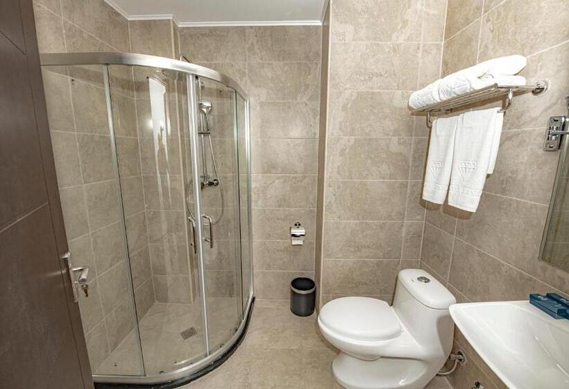 اتاق استاندارد با تخت بزرگ, Crystal Residence
