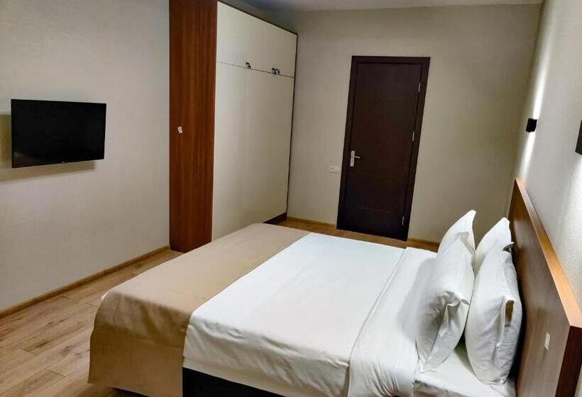 آپارتمان 2 خوابه, Crystal Residence