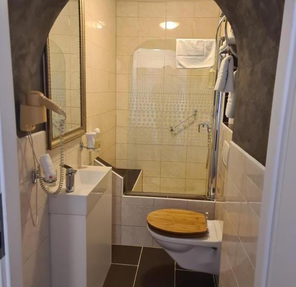 اتاق استاندارد سه نفره, Esos Hotel Quelle