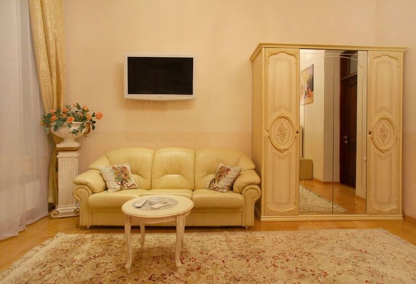 سوییت لوکس, Ekaterina