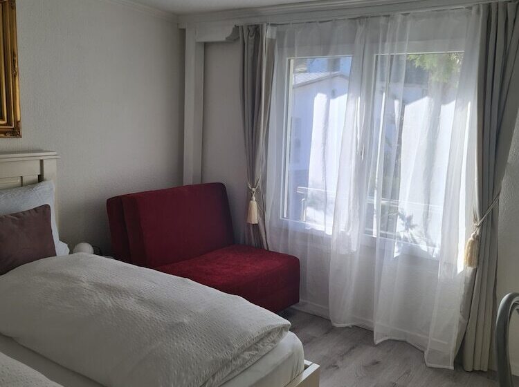 اتاق استاندارد سه تخته با بالکن, Esos Hotel Quelle