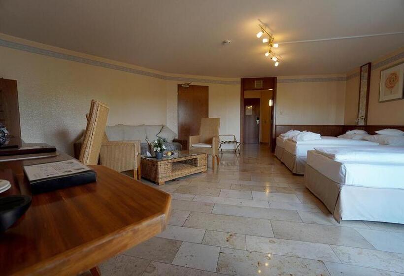 Номер Стандарт Трехместный, Flair Park Hotel Ilshofen