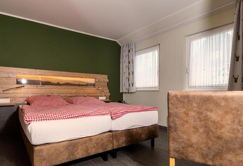 Номер Комфорт, & Gasthof Hubertushöhe   Ihr Hotel Für Urlaub Mit Hund