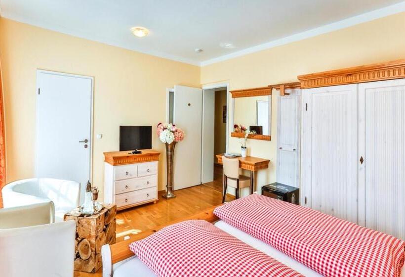 Quarto Estandar, Zum Goldenen Löwen