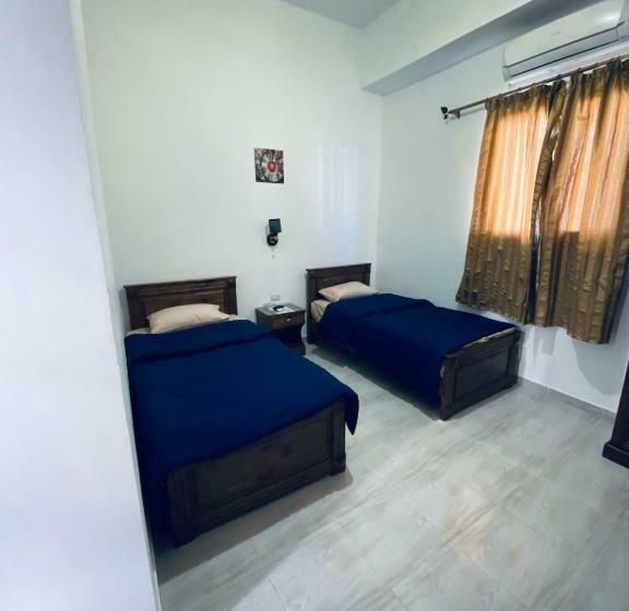 اتاق استاندارد یک نفره, Golden Plaza Dahab Resort