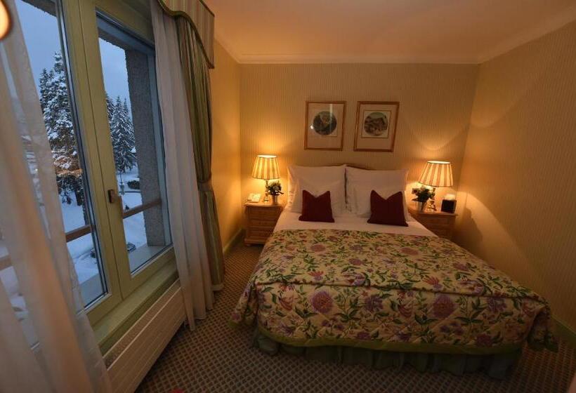 Deluxe Room Mountain View, Grand Hotel Du Golf & Palace