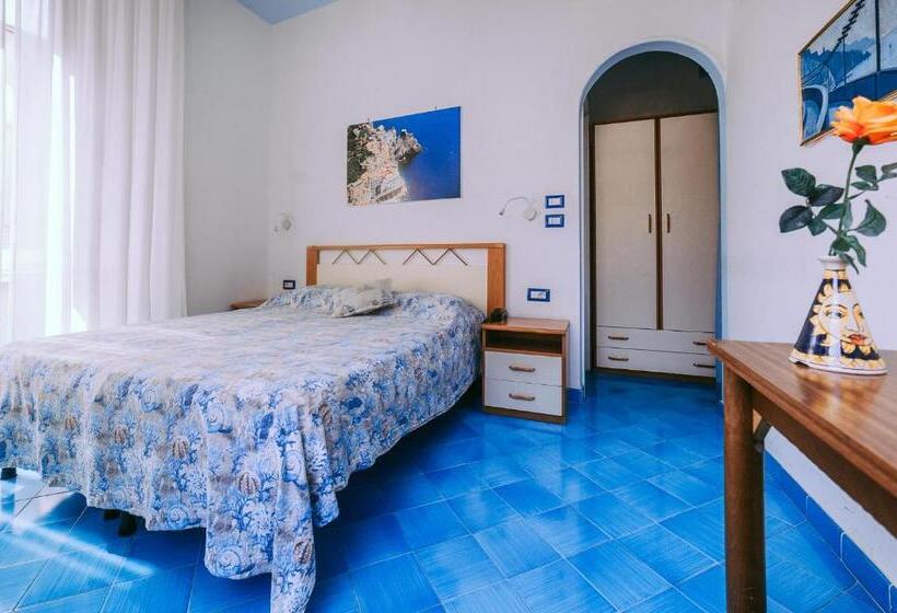Номер Стандартный с Видом, Albergo S. Andrea