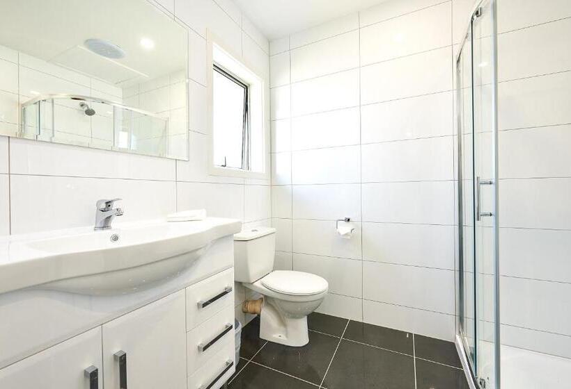 Студия Стандарт, Auckland Airport Lodge