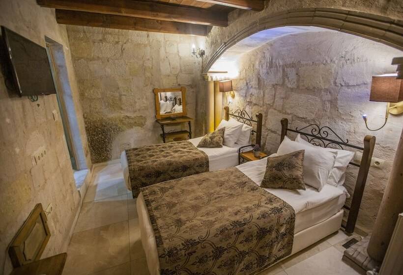 اتاق استاندارد, Divan Cave House