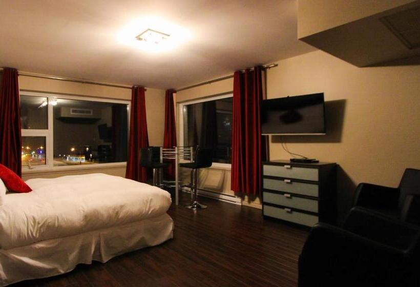 디럭스 룸 킹사이즈 침대, Hôtel Saint Germain Rimouski