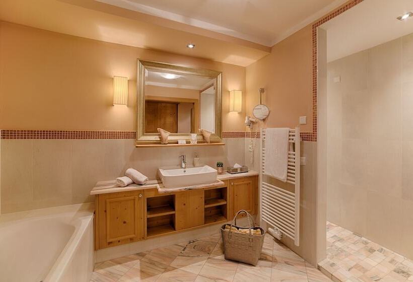 اتاق استاندارد, Majestic Hotel & Spa Resort