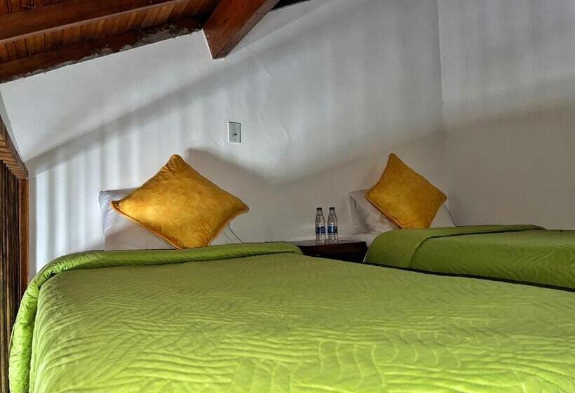 اتاق استاندارد چهار تخته, Avalon Hotel Campestre