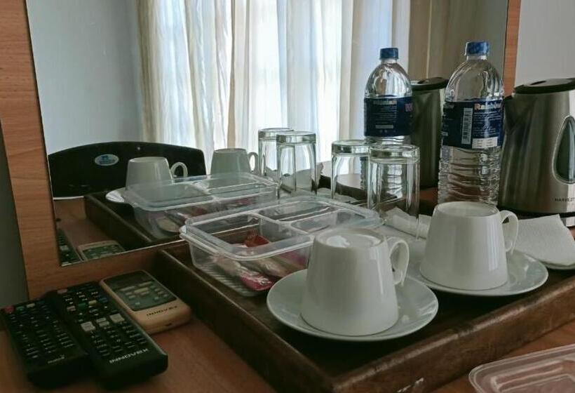 Трехместный Номер Deluxe, Andorra Tourist Resort Anuradhapura
