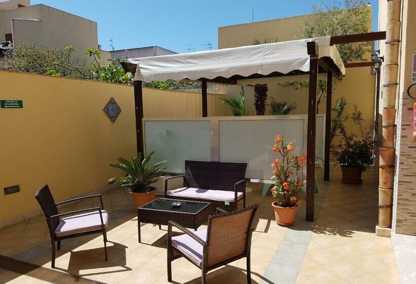 اتاق استاندارد, Room And Breakfast Aloe