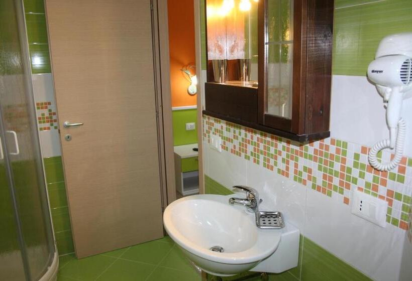 标准间内部标间, Room And Breakfast Aloe