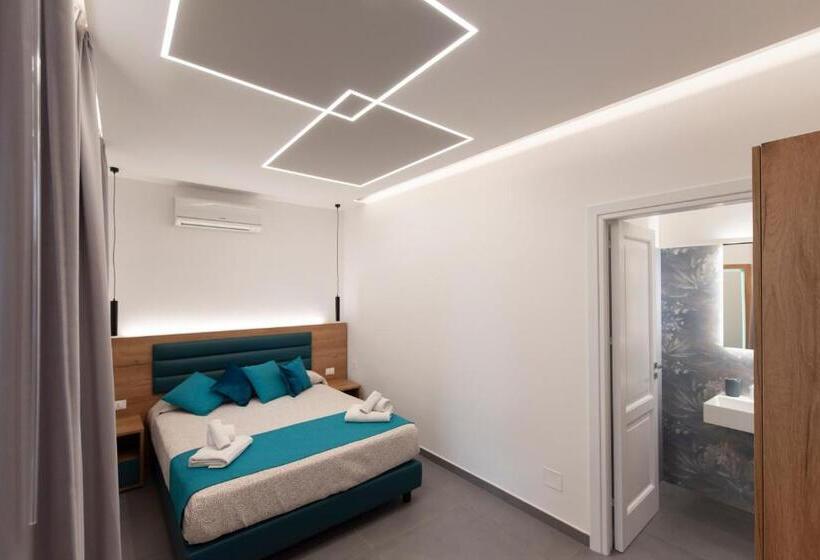 اتاق استاندارد اینتریور, Room And Breakfast Aloe