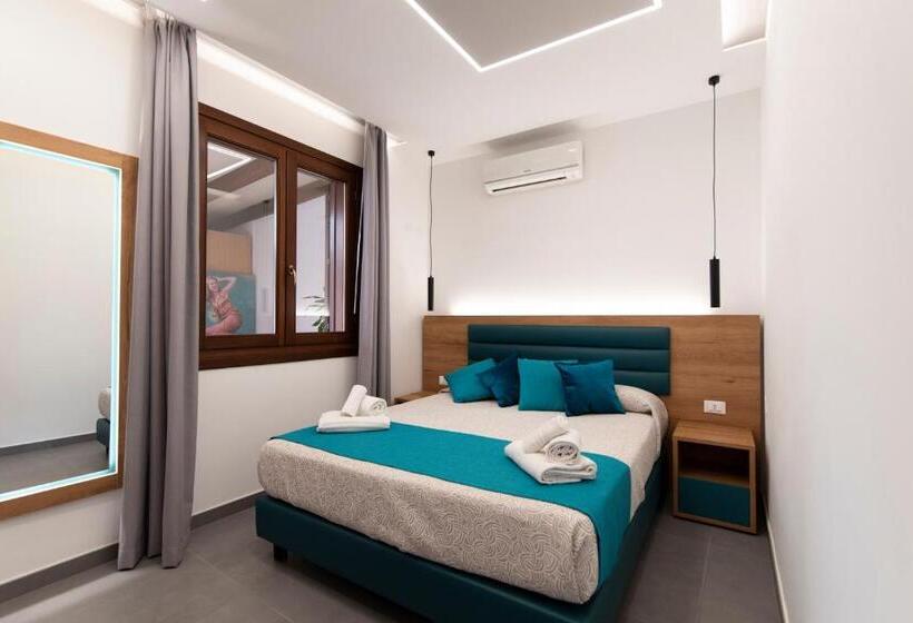 اتاق استاندارد اینتریور, Room And Breakfast Aloe