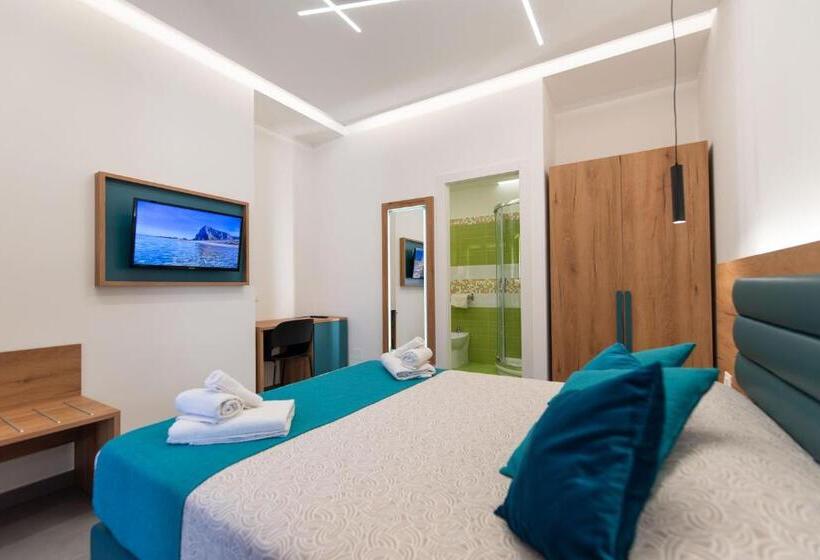 اتاق استاندارد اینتریور, Room And Breakfast Aloe