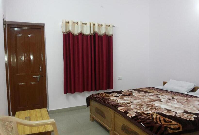 Quarto Estandar, Suma Guest House