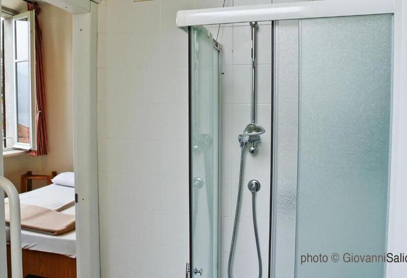 اتاق استاندارد چهار تخته, Santangela Hostel & Rooms