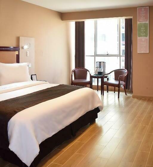 سوییت جونیور, Gran Mundo Hotel & Suites