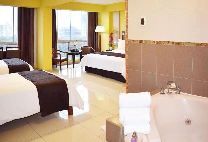 Családi Szoba, Gran Mundo Hotel & Suites