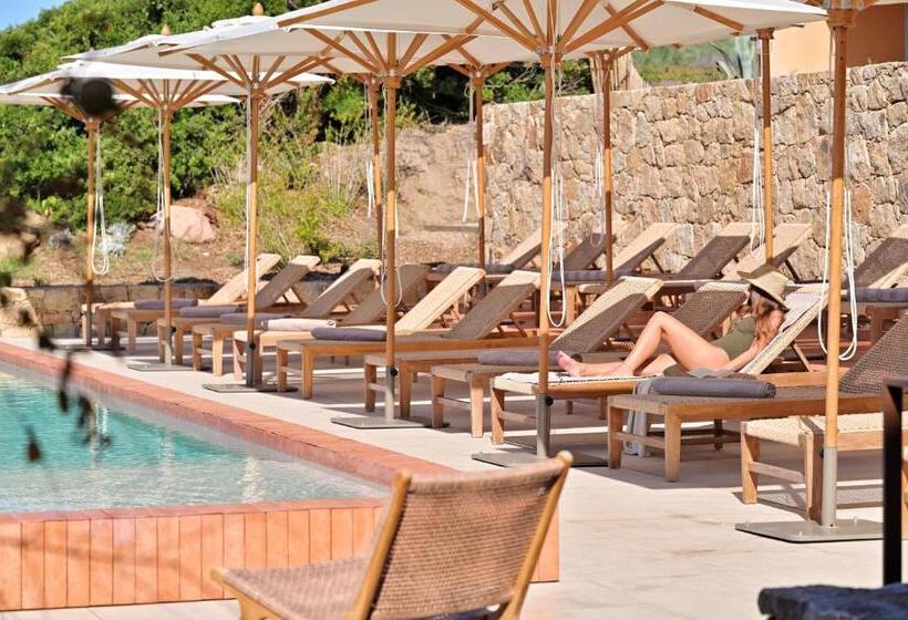 اتاق کلاسیک با چشم‌انداز دریا, Hôtel Abbartello