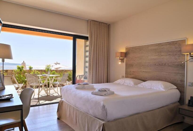 اتاق کلاسیک با چشم‌انداز دریا, Hôtel Abbartello