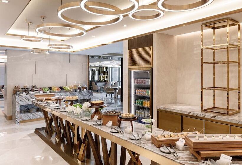 سوئیت کلوب با چشم‌انداز دریا, Taj Exotica Resort & Spa, The Palm, Dubai